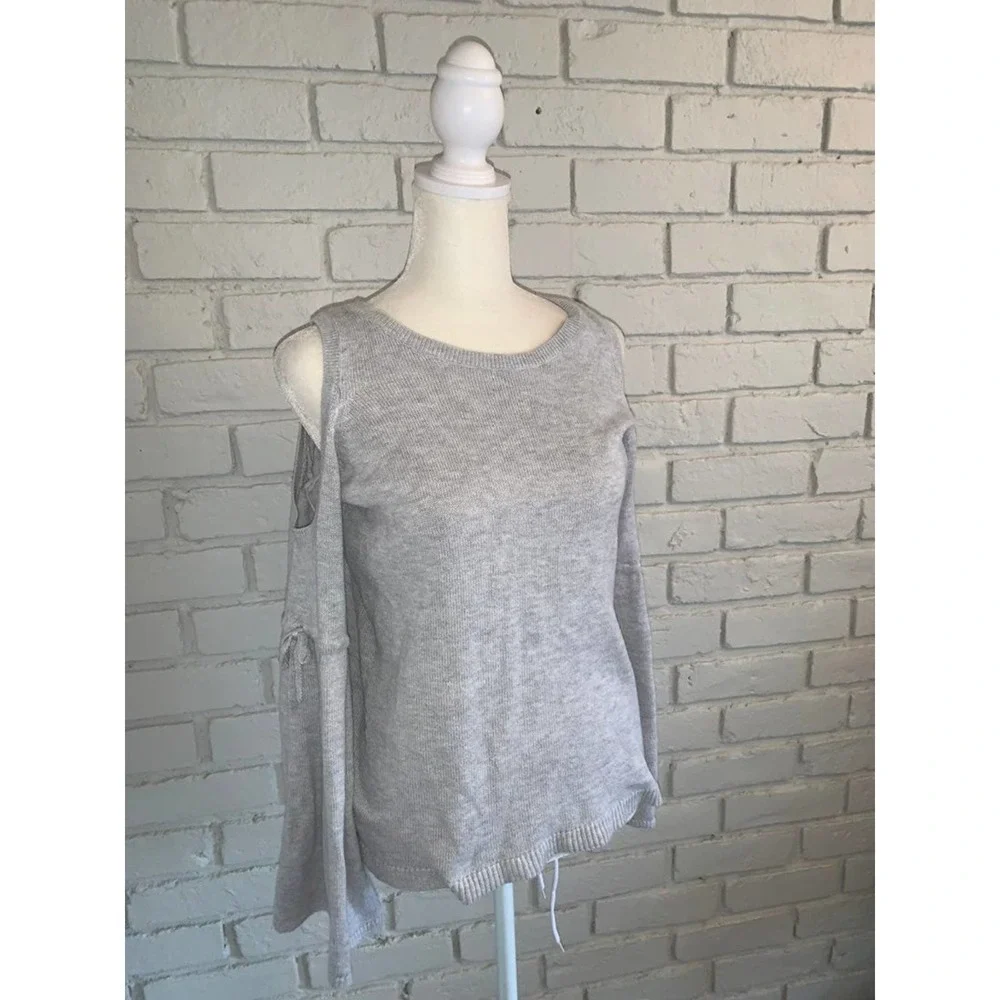 American Eagle Outfitters Gray Cold-Shoulder Sweater